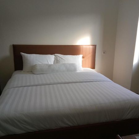 Clean & Comfort Homestay 암본 외부 사진