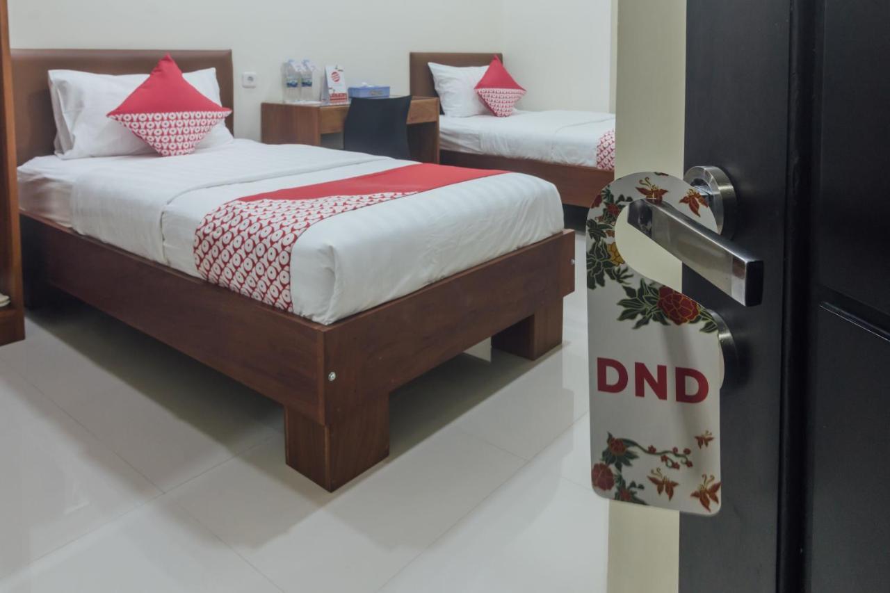 Clean & Comfort Homestay 암본 외부 사진