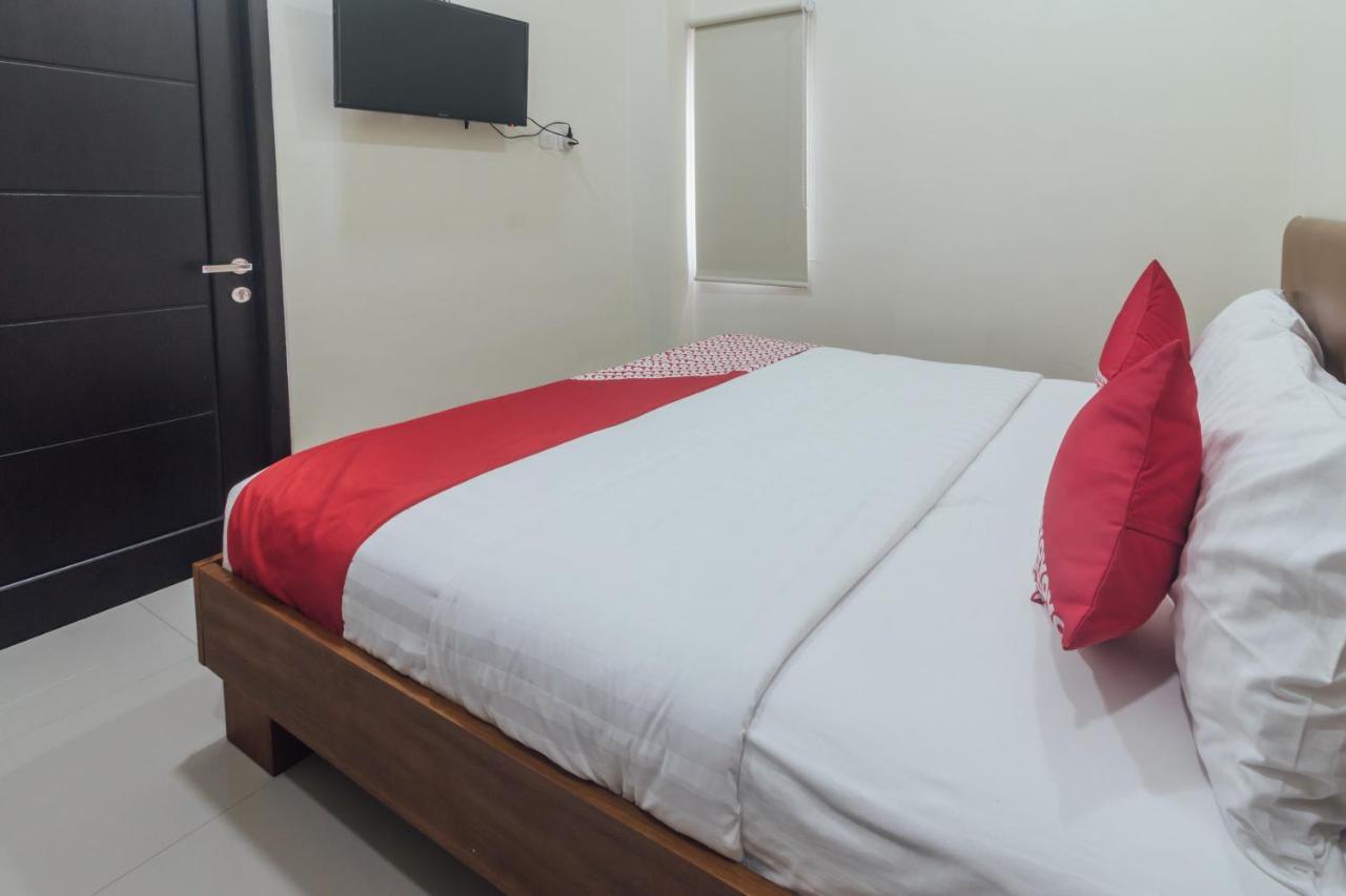 Clean & Comfort Homestay 암본 외부 사진