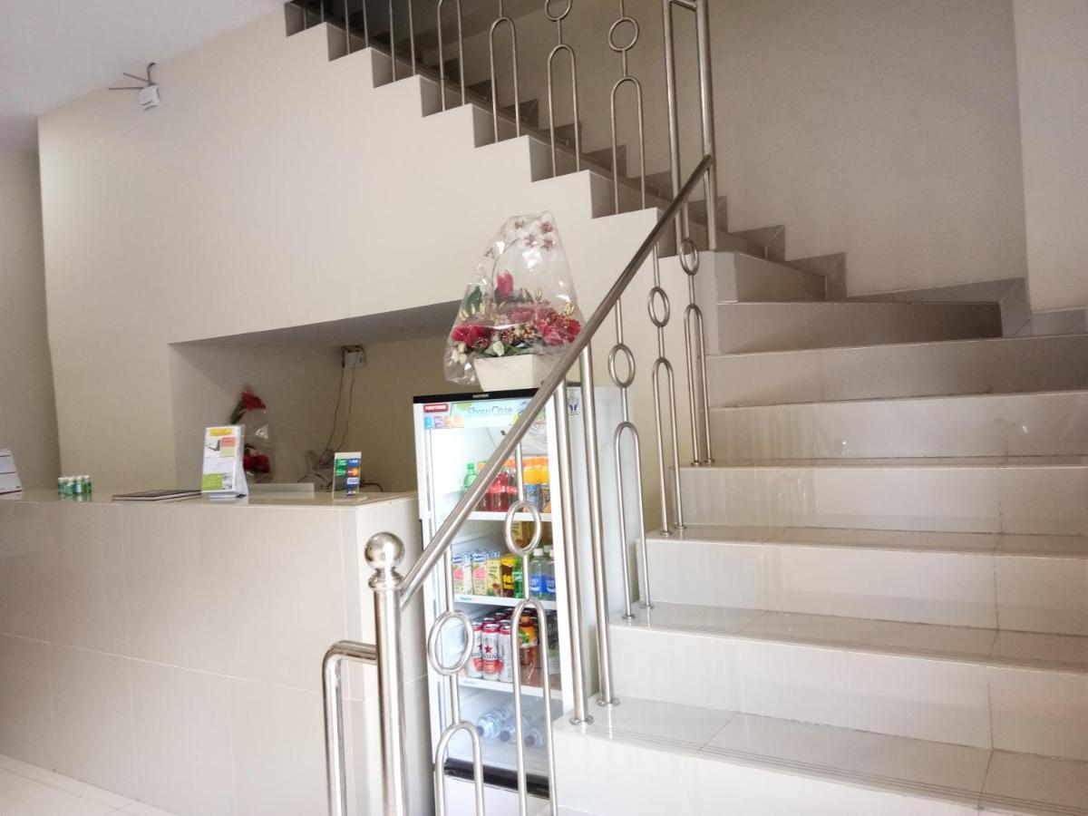 Clean & Comfort Homestay 암본 외부 사진