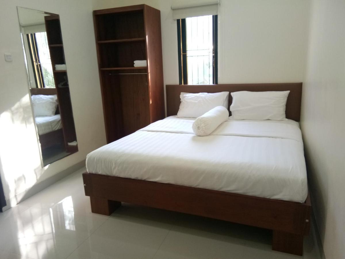 Clean & Comfort Homestay 암본 외부 사진